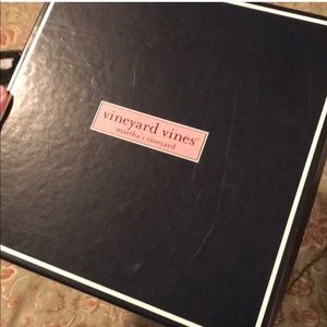 Vineyard Vines Empty Box